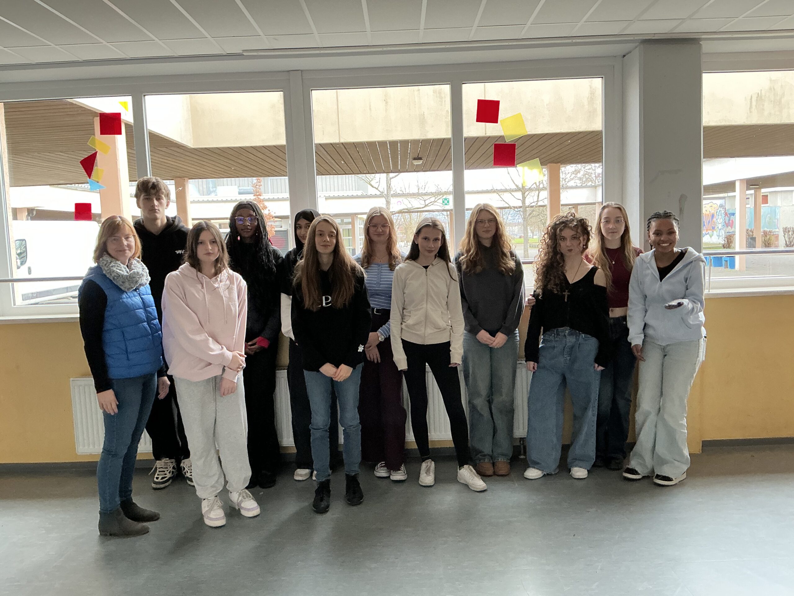 Französischkurs R9/10 sammelt 180 Euro für das Tierheim Bad Hersfeld